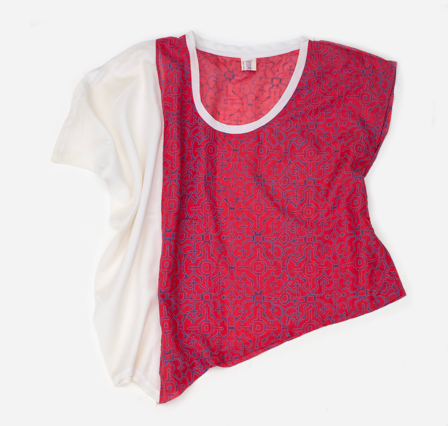 Red White Asymmetric Top